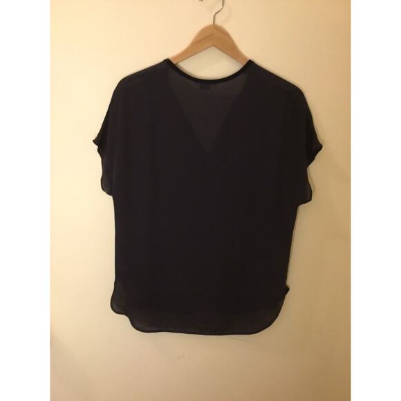 Vince navy blue silk short sleeve v-neck Top with Black contrast trim sz XS - Picture 5 of 6